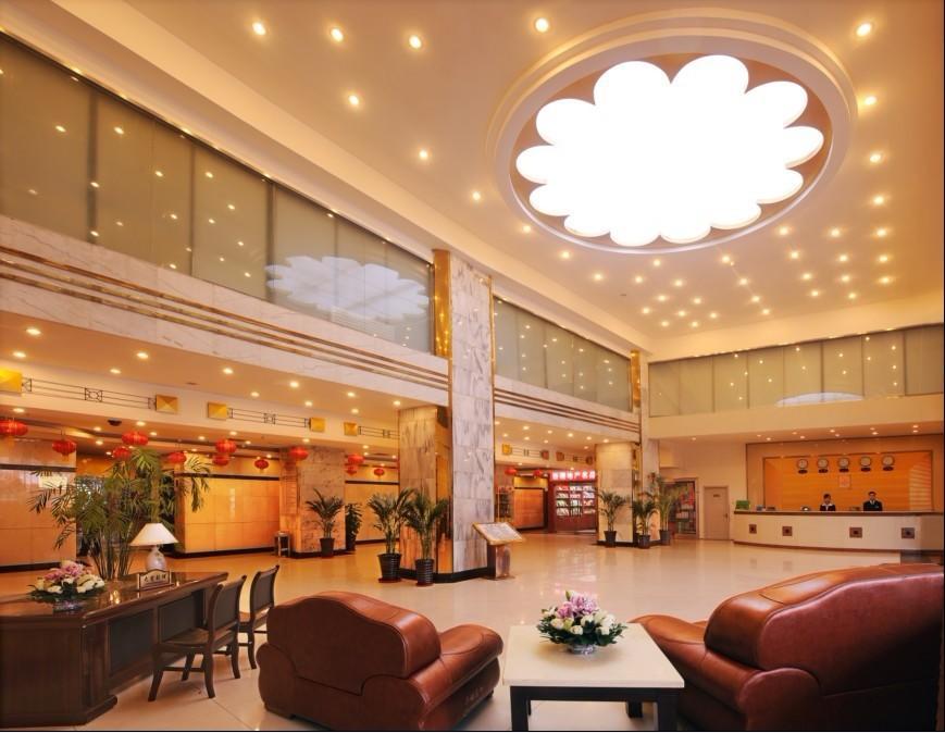 Urumqi Jingu Hotel Exterior photo